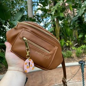 Fawn design original fawny pack!!